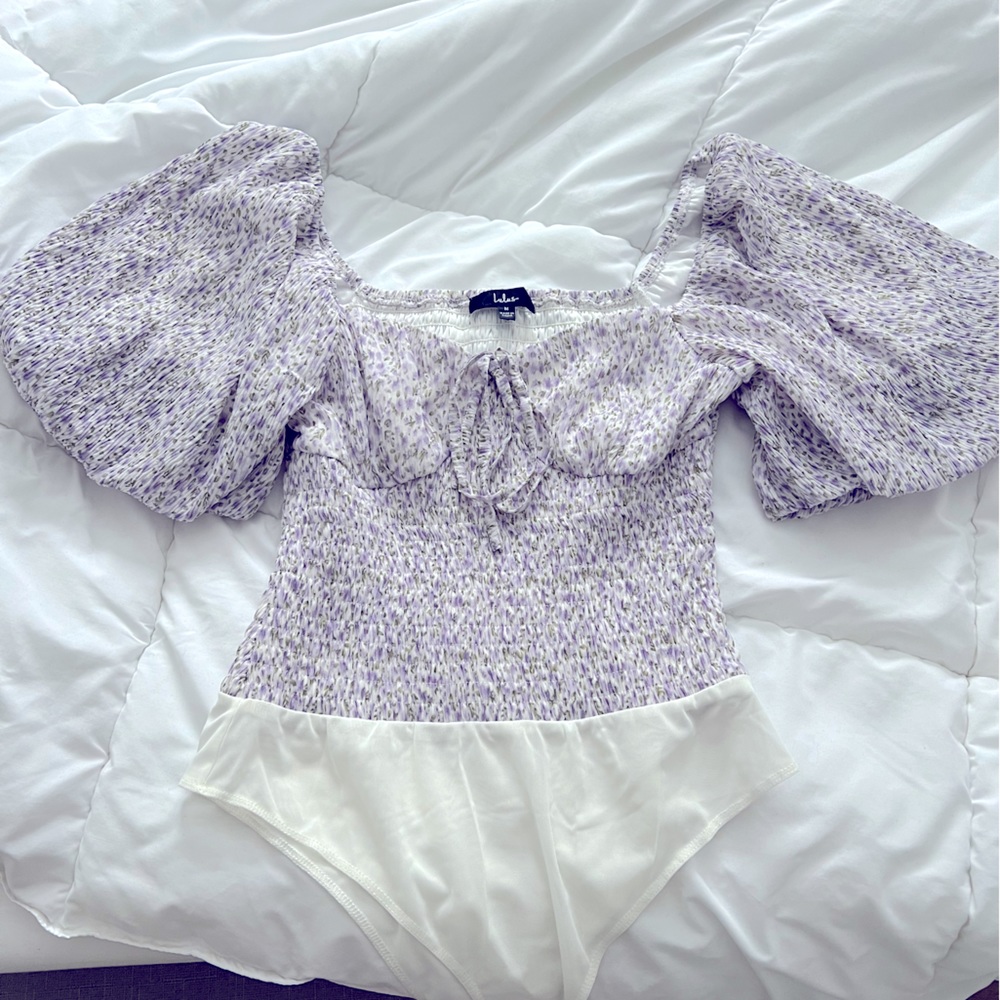 Lulus puff sleeve body suit